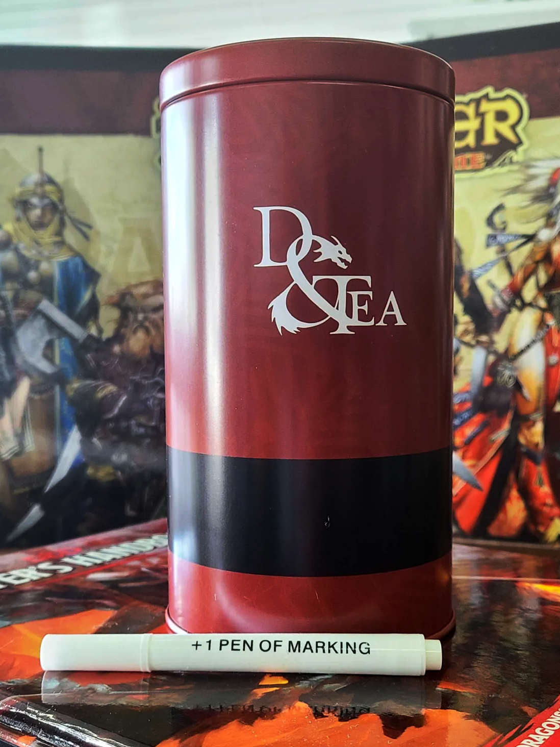 D&Tea Tin of Holding